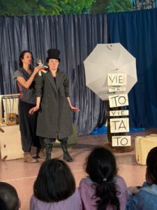 Rappresentazione teatrale per i bambini della scuola dell'Infanzia Sanniti.