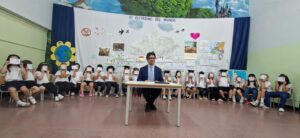 Saluto alla scuola dell'infanzia dei bambini del plesso Sanniti.